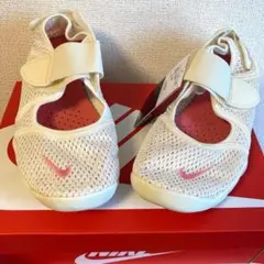 ナイキ リフト 2 23.5cm FB5523-100 エアリフト おしゃれ