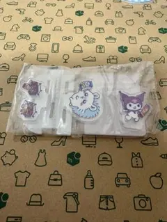 ちいかわ　サンリオキャラクターズ レイヤーアクリルスタンド モモンガ×クロミ
