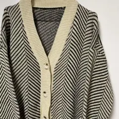 ヘリンボーン柄　ニットカーディガン