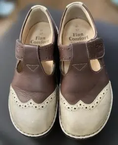 ★Finn Comfort ベルトローファー ツートーン　37のサムネイル