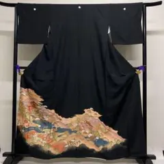 黒留袖 金駒刺繍 金彩 五つ紋 比翼付き 流水 鴛鴦 松竹梅 着物 012tz