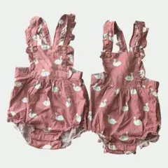 双子お揃いコーデ♡H&M スワン柄ロンパース 2枚セット EUR80 夏