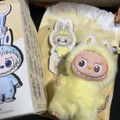 LABUBU ラブブ PIN FOR LOVE イニシャル “F”