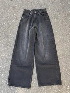 ZARA ブラック ストレートデニム 28