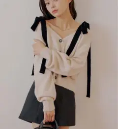 【もぐ。様専用】chico ポケット付き肩リボンルーズニットカーディガン