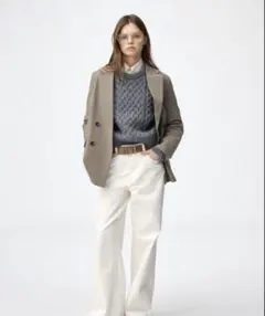 新品未使用タグ付き 【GU 】 バギーフレアジーンズ　標準丈 ホワイト