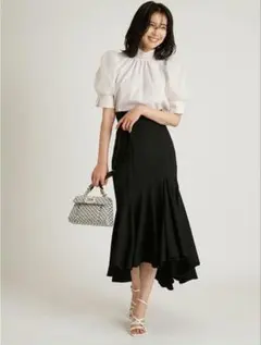 希少!XSサイズ！美品！SNIDEL ハイウエストヘムボリュームスカートブラック