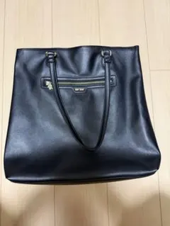 MARY QUANT トートバッグ ブラック 大容量 ロゴ ゴールド金具