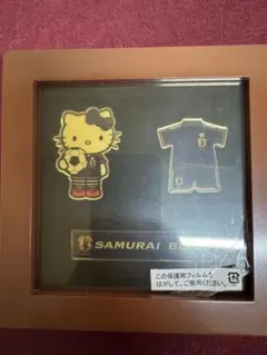 ５０周年ハローキティ・当たりクジ　サッカー日本代表✕キティ　ピンバッジセット