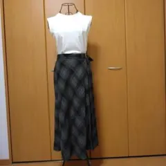 Item thumbnail for item c1e9c089-e0ae-4af5-b977-5634787566eb