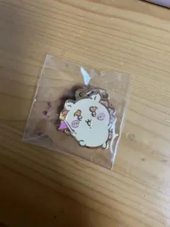 ちいかわパーク　ゲームの景品　メタルチャーム　シーサー