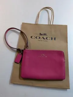COACH リストレット　ポーチ　小物入　旅行　リストレット クラッチ 財布