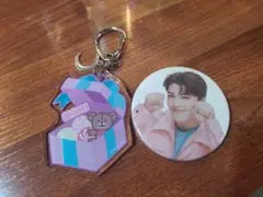 &TEAM カフェ MAKI　アクキー&缶バッジセット