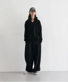 KAIKO V neck sweater "BLACK"のサムネイル