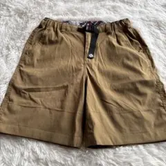 Columbia ショートパンツ カーキ　Sサイズ　美品