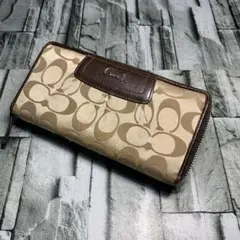 美品　COACH コーチ シグネチャー ラウンドファスナー 長財布のサムネイル