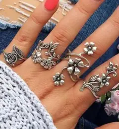 フラワーリングセット　花リング　アンティーク調リング　ファッションリング