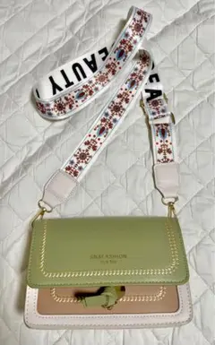 本日限定値下げ！　ショルダーバック　オシャレ　バック　グリーン　フォーマル