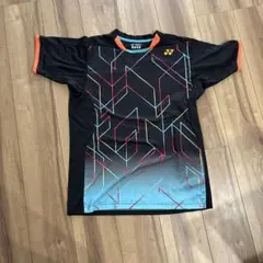 YONEX バドミントンウェア M 黒/オレンジ 幾何学模様