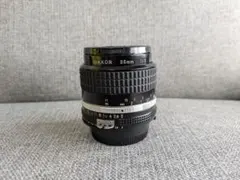 Nikon NIKKOR 35mm f/2 単焦点レンズのサムネイル
