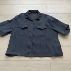 ダークグレー 半袖シアーシャツ フロントポケット付き