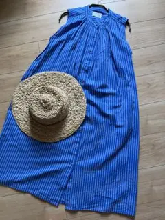 美品】45R ストライプ刺繍のリネンノースリーブブラウス ネイビー 