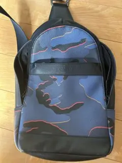 55 COACH コーチ　カモフラージュ　ボディーバッグ 55 COACH コーチ カモフラージュ ボディーバッグ - メルカリ