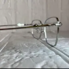 クリアレンズ　シルバー　メタルフレーム　韓国　y2k ジェントルモンスター似