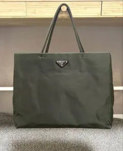 PRADA カーキトートバッグ