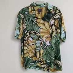 H&M アロハシャツ バナナ スネーク柄 レーヨン素材 Sサイズのサムネイル