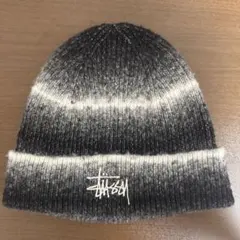 Stussyのビーニーのサムネイル