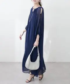 【新品タグ付き】シアー楊柳スリットデザインワンピース