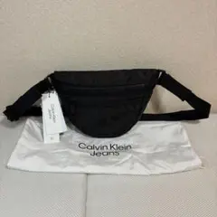 かせやん様専用☆ほぼ新品UGGウエストポーチ☆ - メルカリ