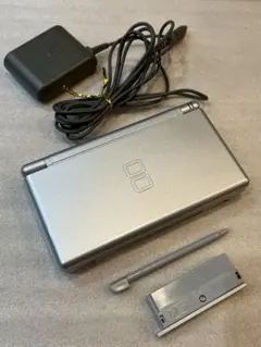 ニンテンドー DS ライト グロスシルバー