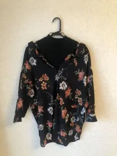 EVRIS 花柄シャツ