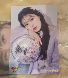 Item thumbnail for item b272e867-db42-40e8-9f4e-d9b7f6896f19