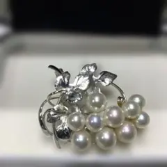 ヴィンテージ　パール　葡萄　ブローチ
