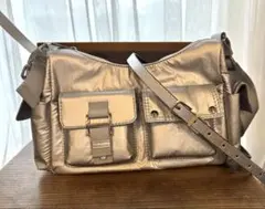 Item thumbnail for item 57b49e47-be3a-4f1c-bf38-2e0b3baf05da