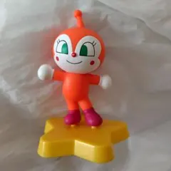 ドキンちゃん フィギュア 星型台座付き　アンパンマン