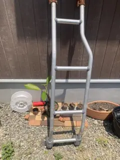 Item thumbnail for item 7551f42d-fd79-4b07-9280-d678a6f97b4a