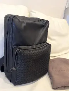 Bottega Veneta 黒 レザーバックパックのサムネイル