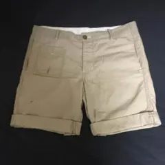 ナノユニバース ベージュ ショートパンツ！のサムネイル