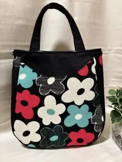 う早この布のお花のトートバッグ