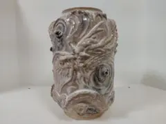 萩焼　花瓶　龍の模様　窯元泉流山作　共箱付き 萩焼花瓶龍の模様窯元泉流山作共箱付き