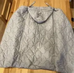 UNIQLOライトウォームパデット2WAYブランケット 防寒ケープ