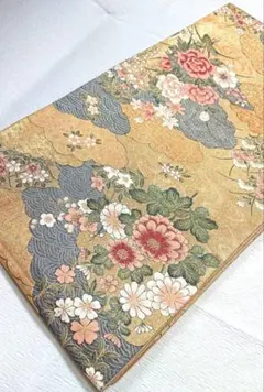 美品】袋帯 花唐草文様 吉祥文様 可愛い色合い 正絹 - メルカリ
