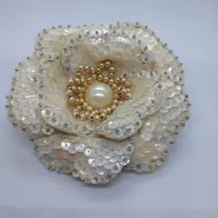 コサージュ　ブローチ　カメリア　入園・入学式　謝恩会　成人式　結婚式《送料無料》