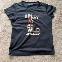Babolat ブラック Tシャツ #PLAY TO BE WILD