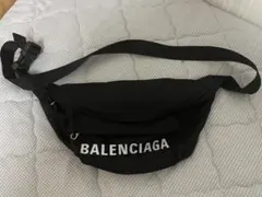 BALENCIAGA CREW ボディバッグ - メルカリ