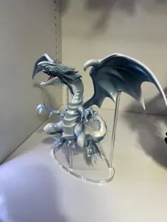 遊☆戯☆王 青眼の白龍 ブルーアイズホワイトドラゴン フィギュア アクリル台座